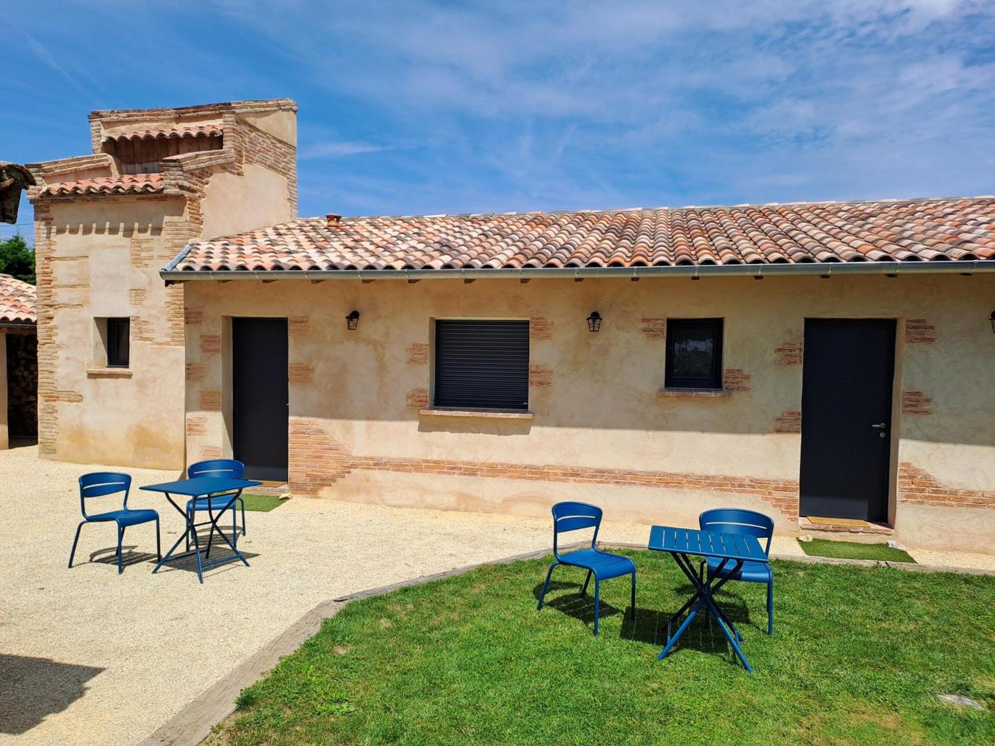 Petit Coin De Paradis, Calme Et Confort Garantie ! Chambre Independante Dans Une Dependance ! Montauban Exterior photo